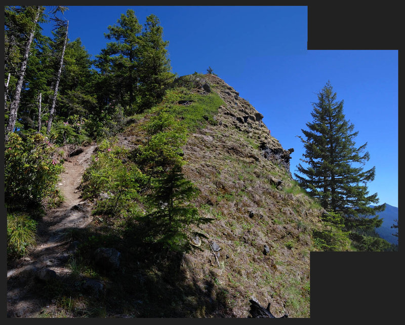 Final approach to the best viewpoint, 2 miles in